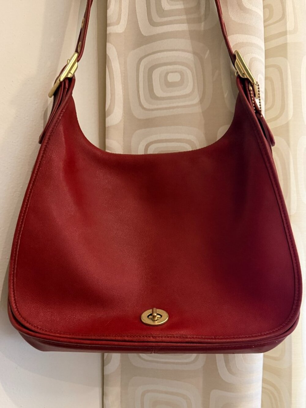 Vintage Coach Legacy Crescent Hobo in Cherry Red 9718